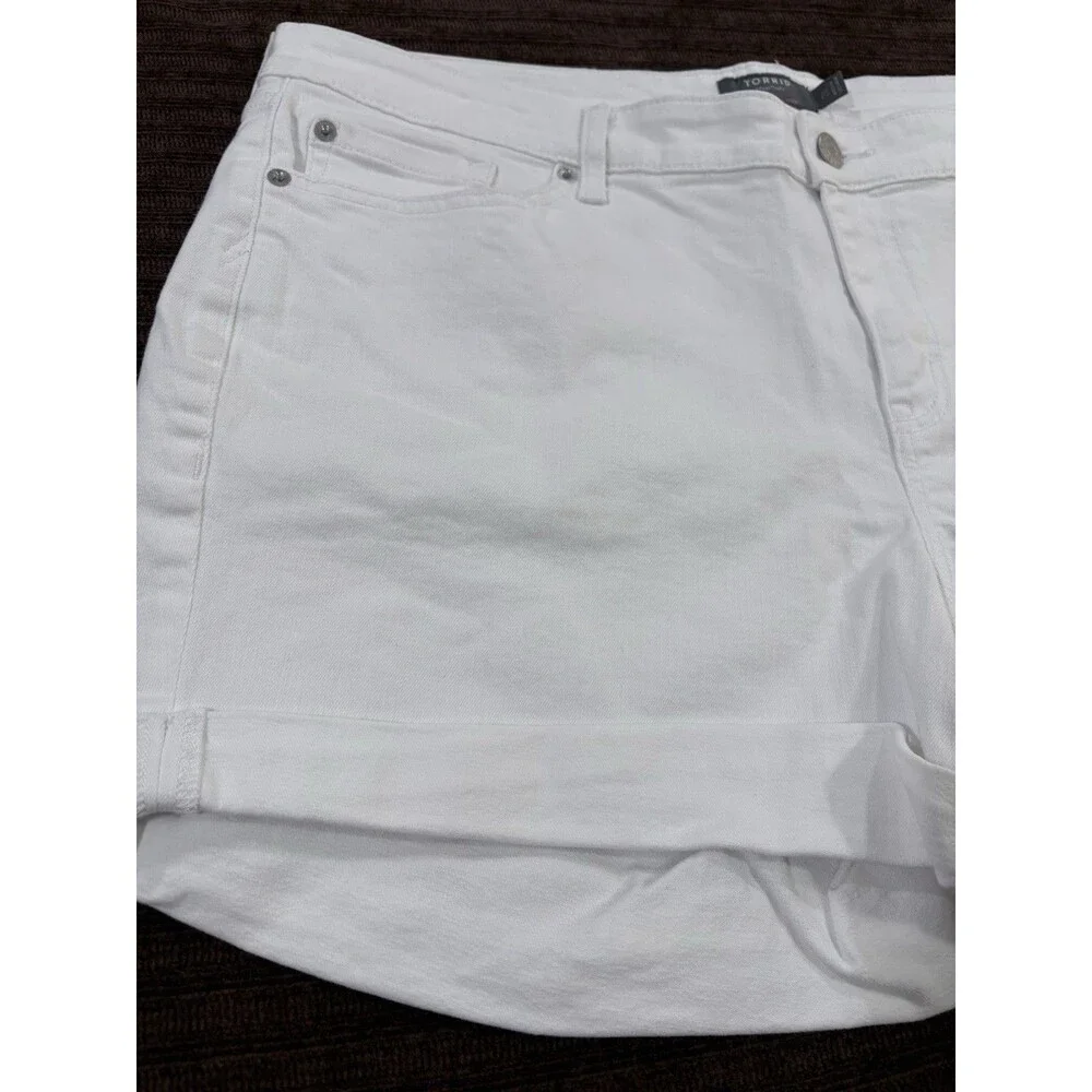 Torrid White Denim Shorts Women Size 20 Mid Rise Vintage Stretch Cuff